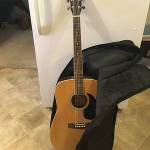 Spectrum Full Sized Acoustic Gutiar